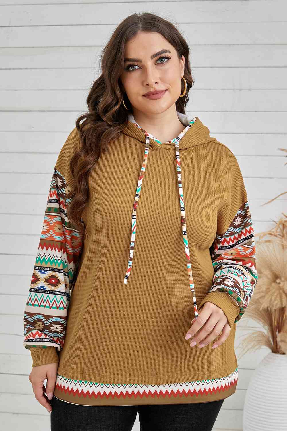 Trendsi Plus size Plus Size Printed Side Slit Waffle-Knit Hoodie