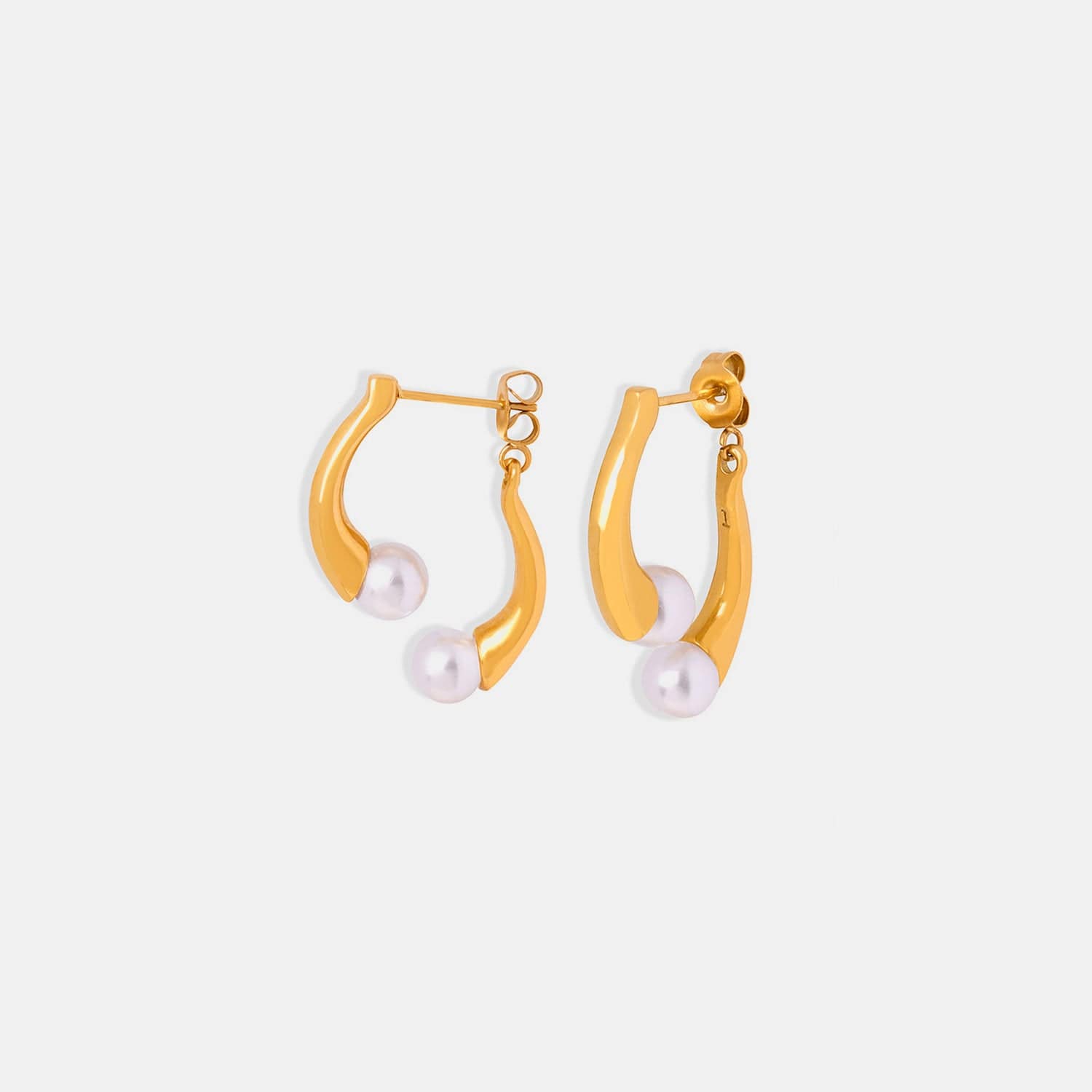 Trendsi Synthetic Pearl Asymmetrical Titanium Steel Earrings