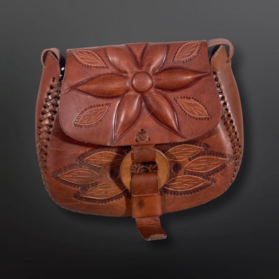 fashion-corner-la Leather Flower Long Strap bag